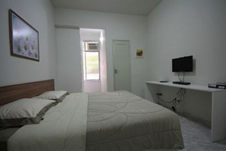 Room 19 of 28
