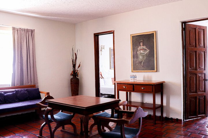Room 42 of 81
