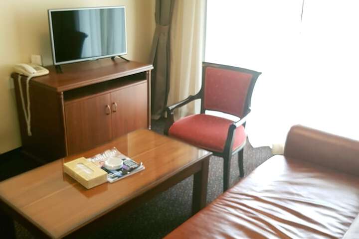 Room 22 of 64