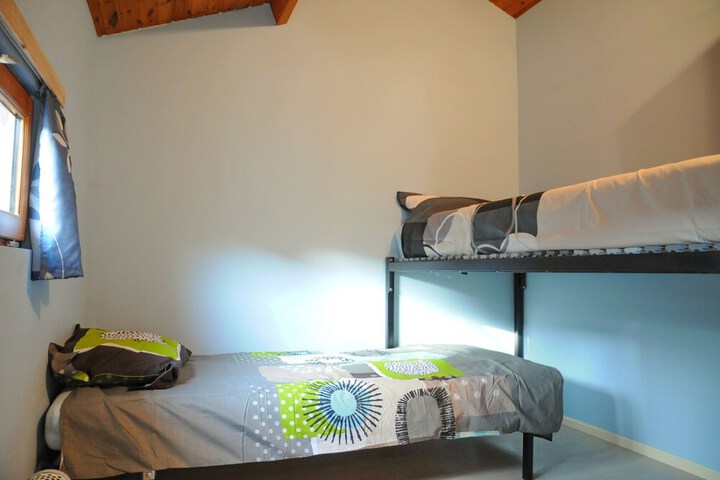 Room 3 of 15