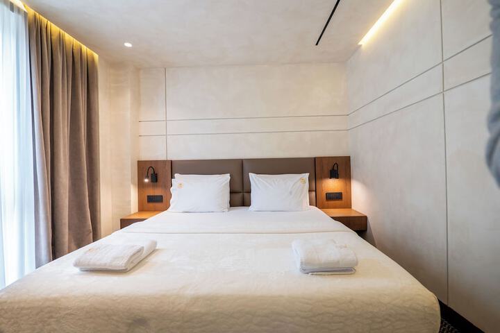 Room 34 of 125