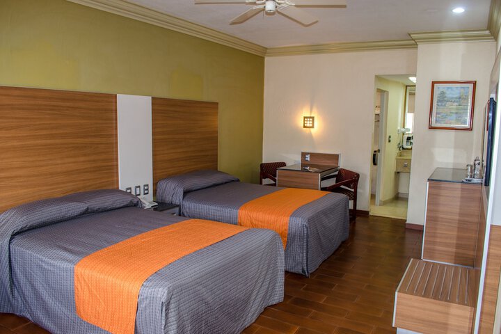 Room 3 of 15