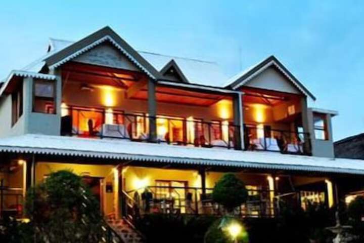 Villa Paradiso Country Manor
