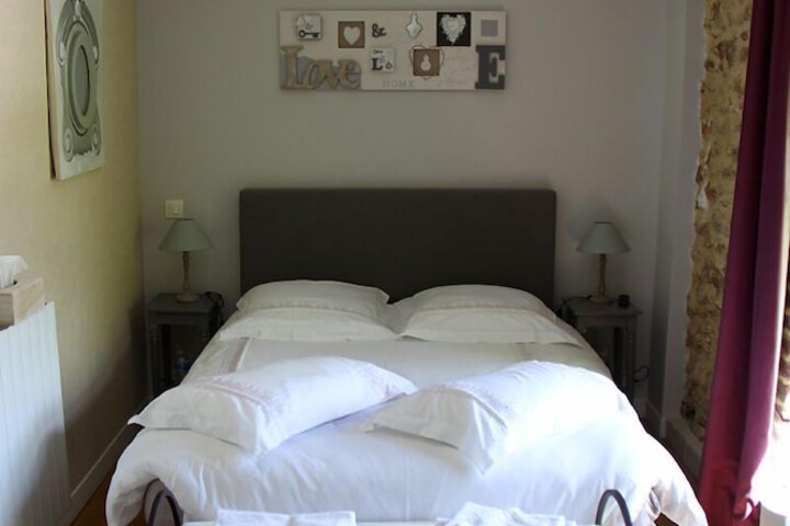 Room 22 of 64