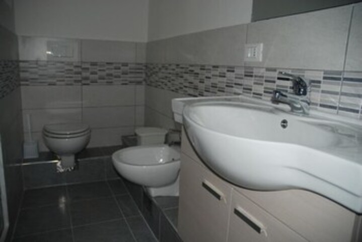 Room 2 of 13