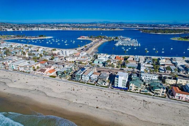 Beach 40 of 62