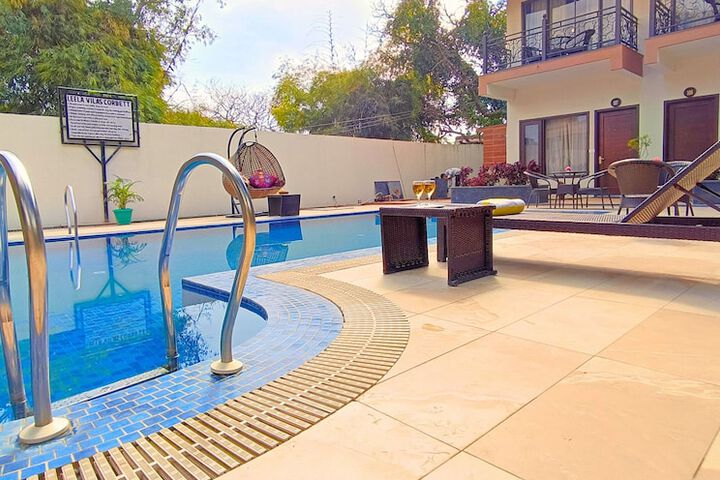 Pool 72 of 113