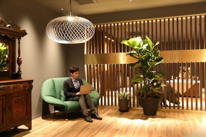 Entrance & Lobby