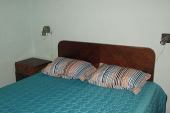Room 11 of 12