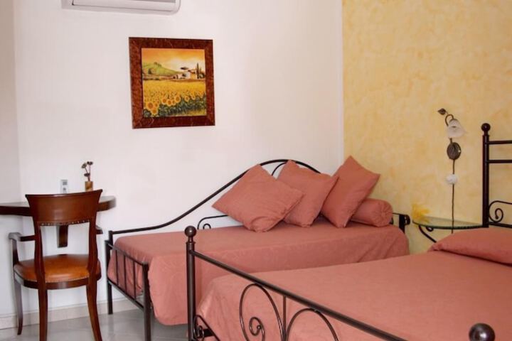 Room 10 of 55