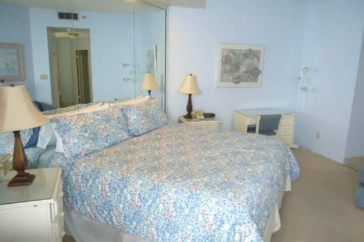 Room 3 of 123