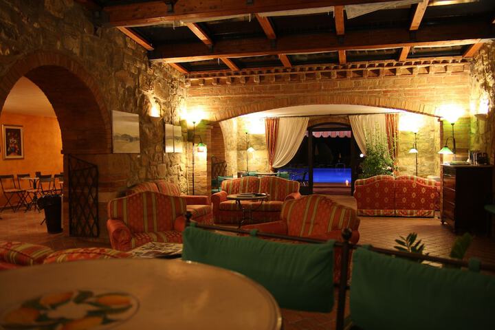 Hotel Interior 5 of 94