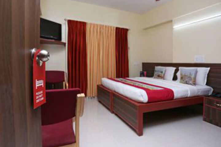 Room 5 of 27