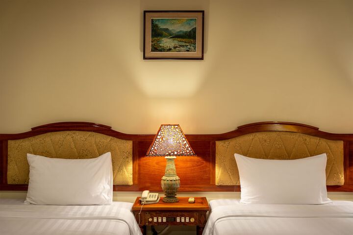 Room 10 of 55
