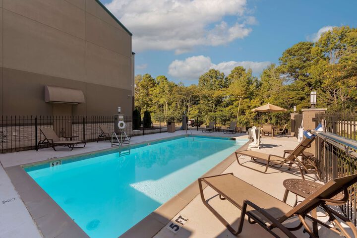 Photo of Best Western Plus Russellville Hotel & Suites Pool