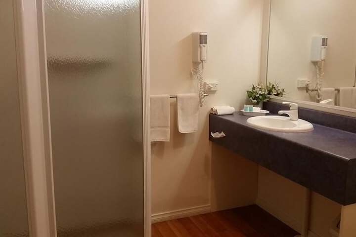 Room 21 of 26