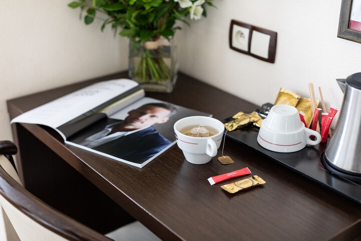 Breakfast/Coffee Service 25 of 56