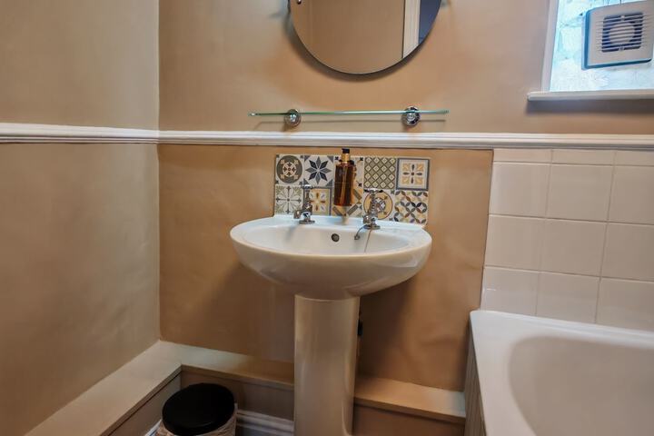 Clean Restrooms