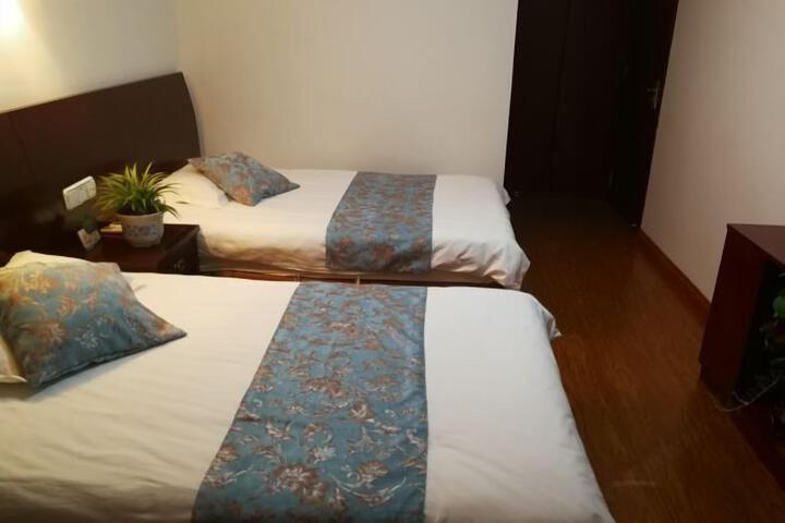 Room 29 of 36