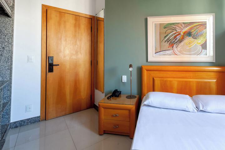 Room 20 of 35