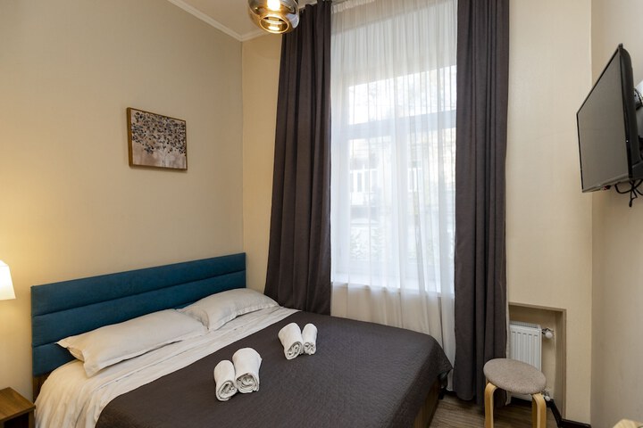Room 54 of 106