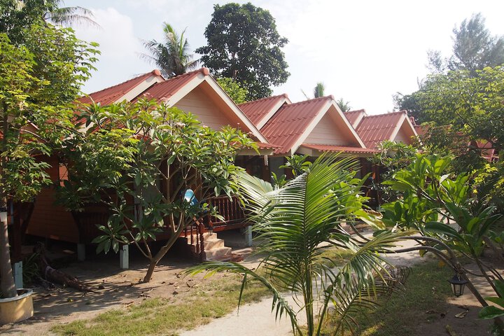 Hotel Exterior 98 of 106