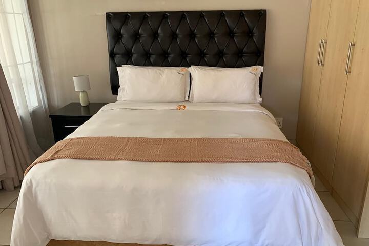 Room 14 of 24