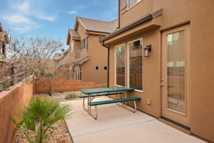 Terrace/Patio 16 of 57