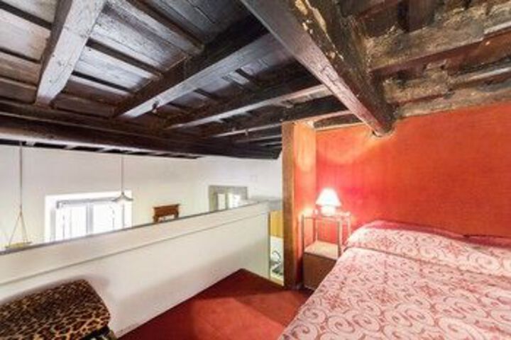 Room 20 of 68