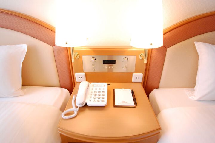 Room amenity