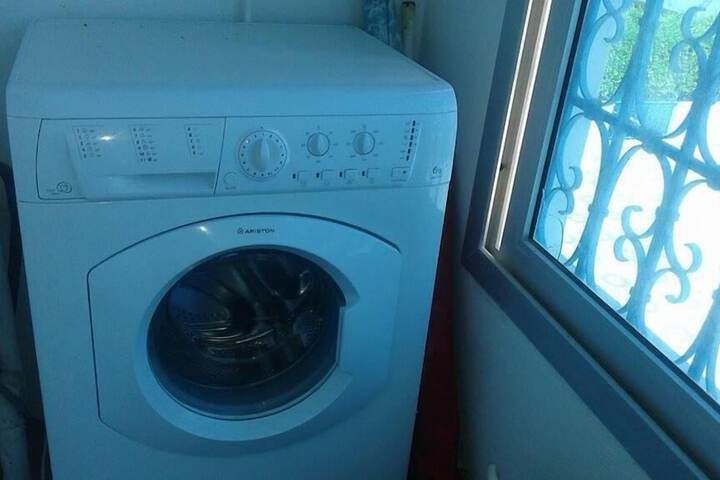 Laundry 18 of 29