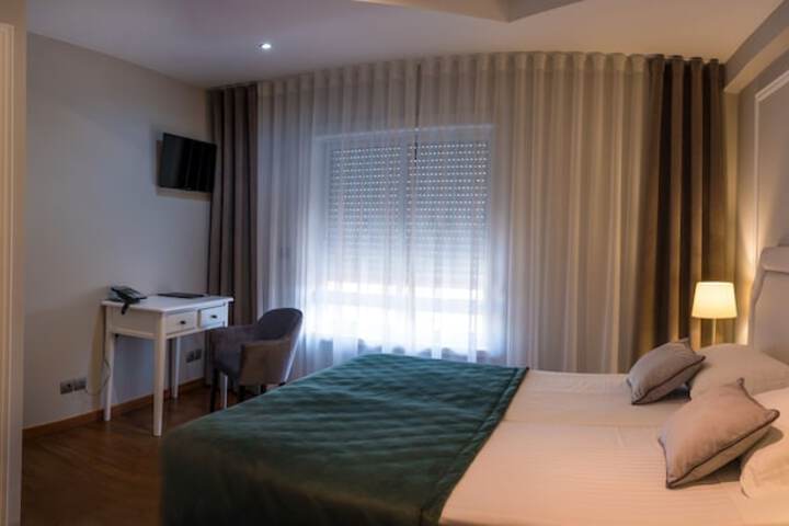 Room 12 of 63