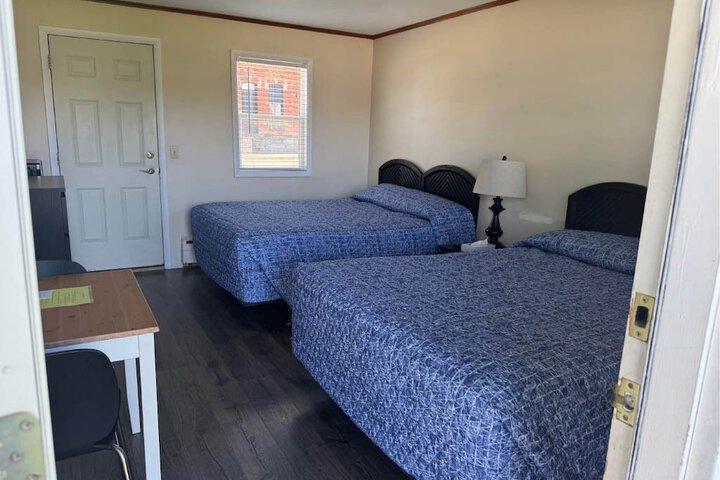 Room 28 of 59