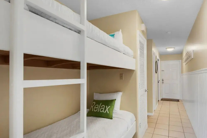 Room 2 of 13
