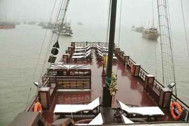 Sundeck 63 of 64