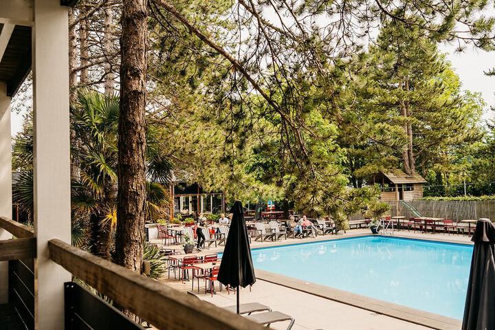 Pool 51 of 93