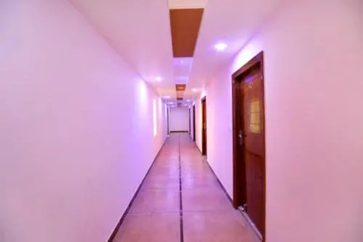 Room 12 of 14