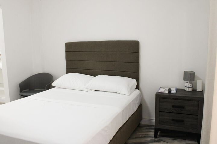Room 18 of 40