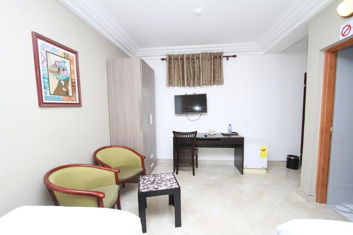 Room 17 of 62