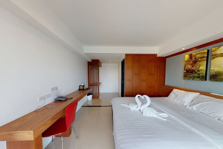 Room 47 of 181
