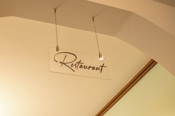 Dining 65 of 91