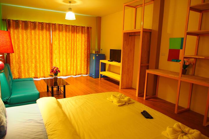 Room 25 of 63