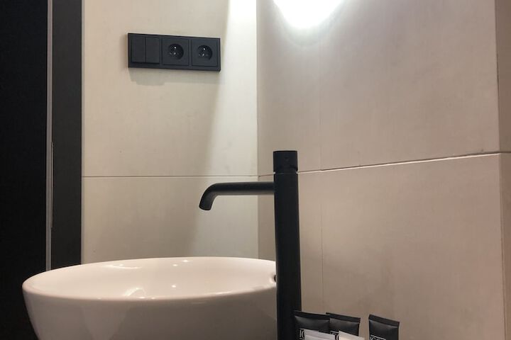 Room 19 of 41