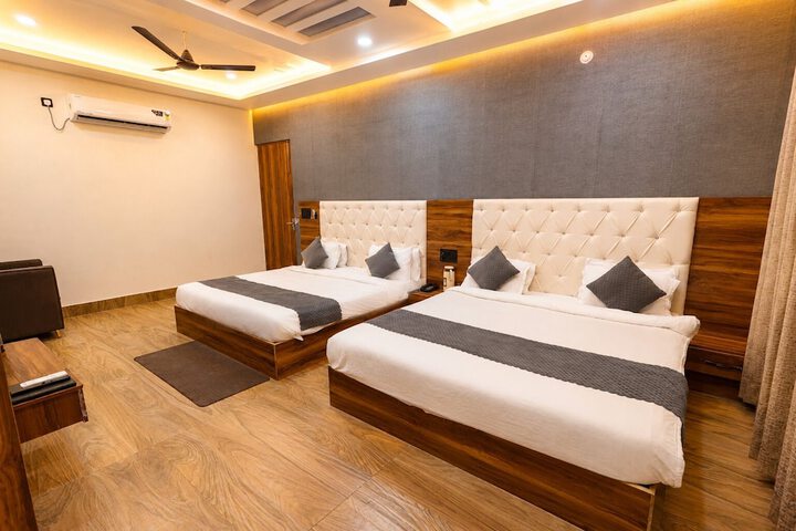 Room 19 of 51