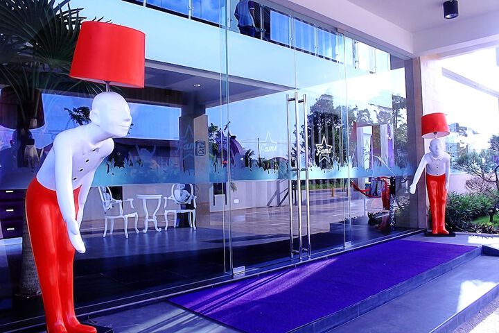 Hotel 64 of 67