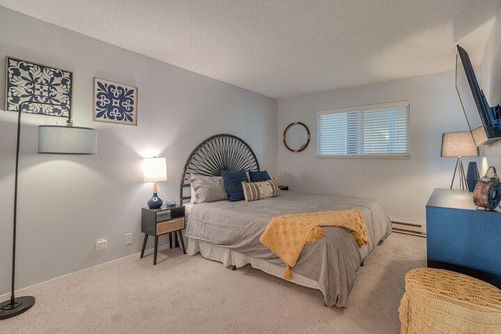 Room 4 of 254