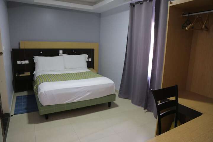 Room 16 of 55