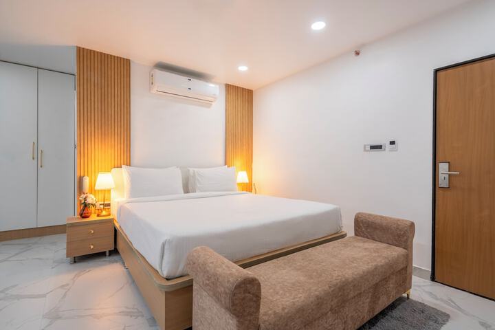 Room 26 of 47