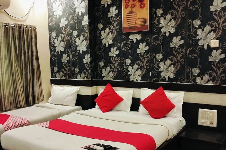 Room 27 of 45