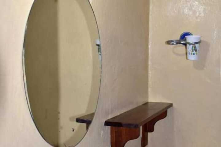 Room 20 of 48
